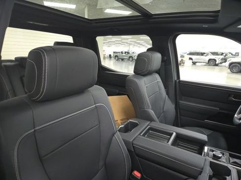 New 2026 Toyota Tundra Limited AWD/4WD image 10