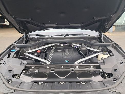 Used 2021 BMW X6 xDrive40i AWD/4WD image 27