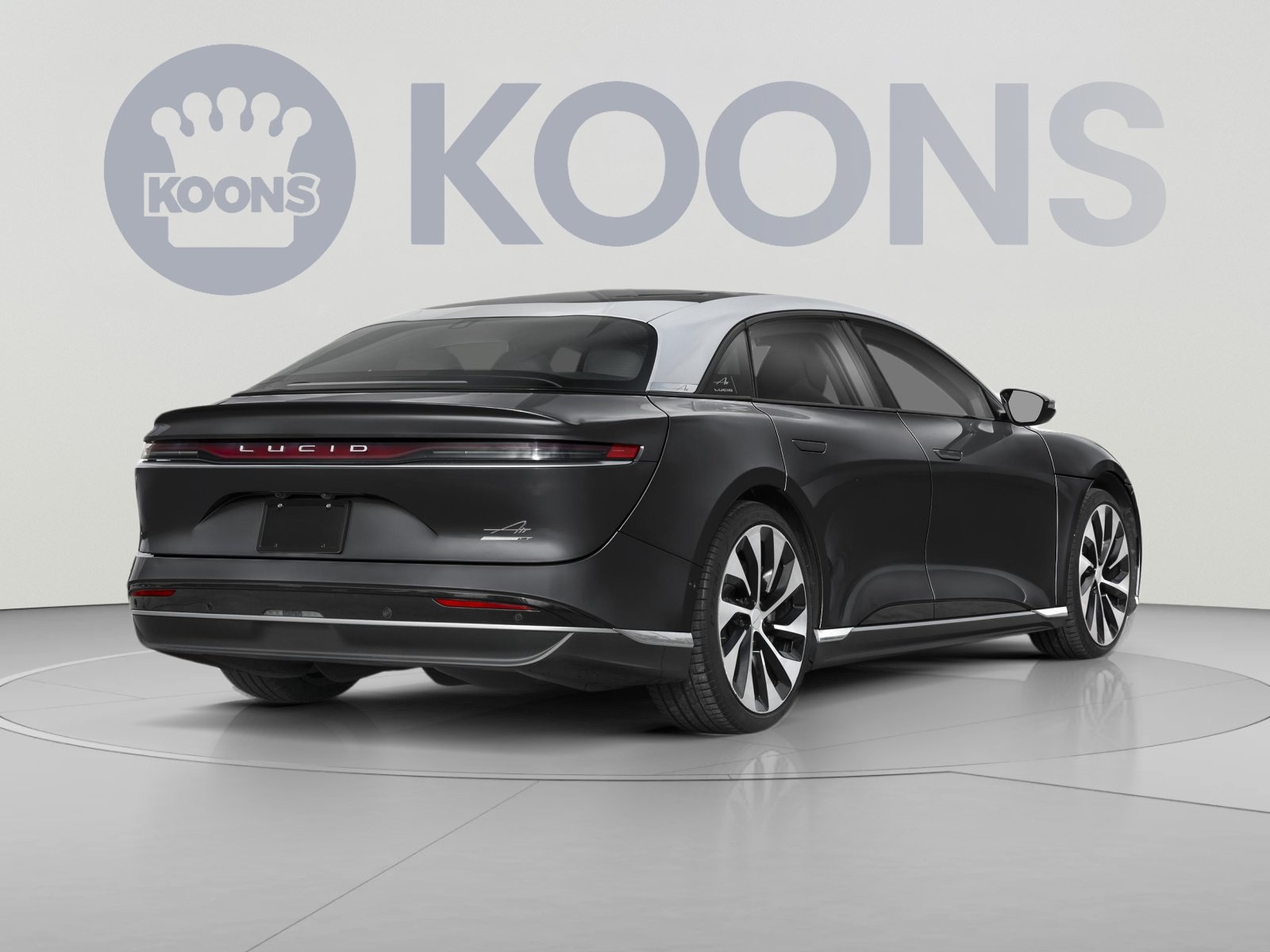 Used 2025 Lucid Air Touring AWD/4WD image 2