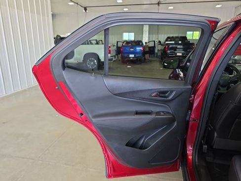 Used 2024 Chevrolet Equinox RS w/ RS Leather Package AWD/4WD image 26