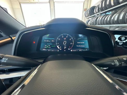 Certified 2024 Chevrolet Corvette Stingray Preferred Cpe w/ 2LT RWD image 27