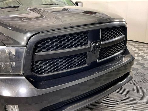 Used 2016 RAM 1500 Express w/ Black Ram 1500 Express Group RWD image 31