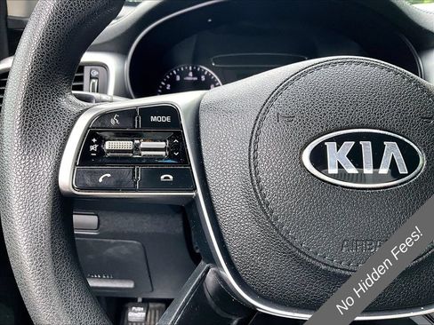 Used 2019 Kia Sorento AWD image 14