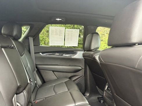 Certified 2024 Cadillac XT5 Premium Luxury w/ LPO, Floor Liner Package image 19