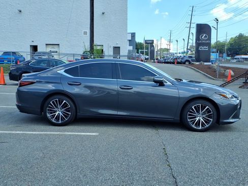 Certified 2025 Lexus ES 350 w/ Premium Package FWD image 8