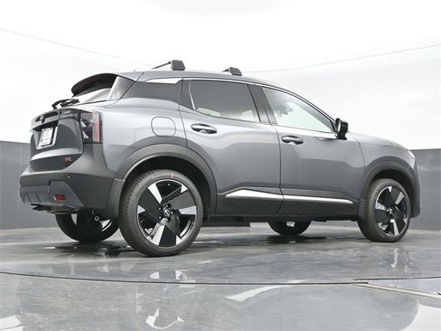 Used 2026 Nissan Kicks SR image 25