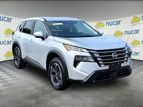 Used 2025 Nissan Rogue SV AWD/4WD image 1