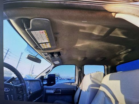 Used 2012 Ford F250 XLT w/ XLT Premium Pkg image 11