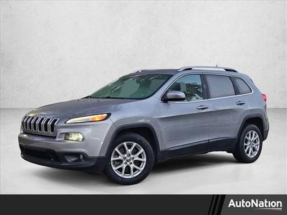 Used 2017 Jeep Cherokee Latitude w/ Safety/Convenience Group