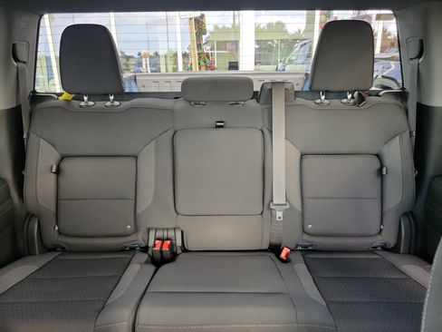 Used 2024 GMC Sierra 1500 Elevation image 16