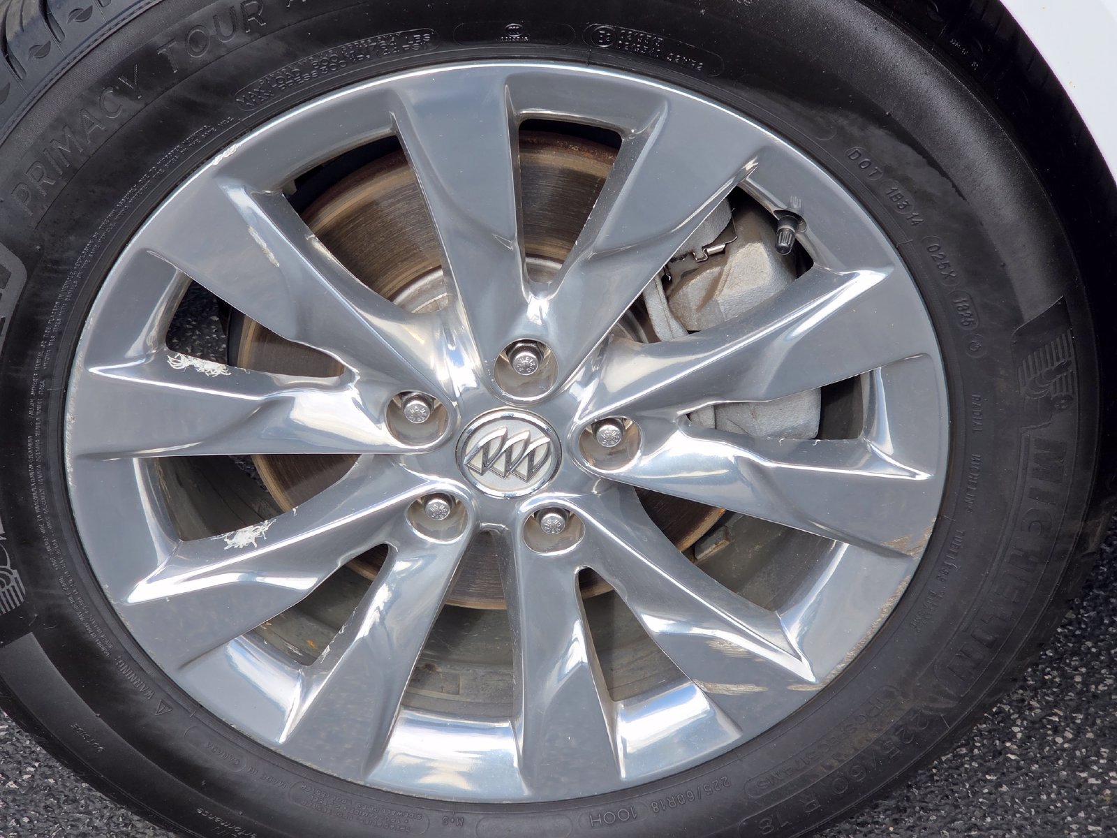 Used 2018 Buick Envision Essence AWD/4WD image 9