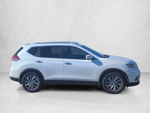 Used 2015 Nissan Rogue SL w/ SL Premium Package image 4