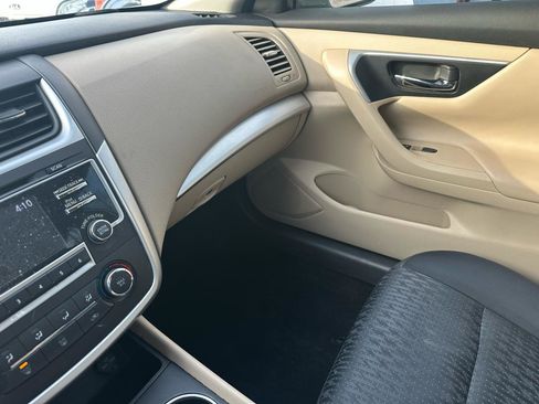 Used 2017 Nissan Altima 2.5 S w/ Power Driver Seat Package image 13