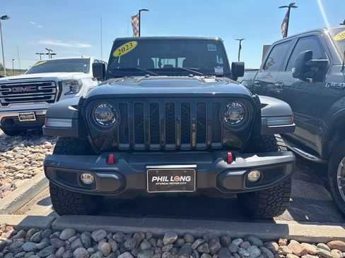 Used 2023 Jeep Gladiator Rubicon w/ LED Lighting Group AWD/4WD image 2