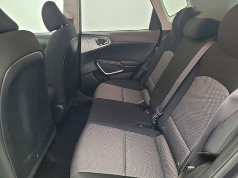 Used 2024 Kia Soul LX w/ Option Group 015 image 18