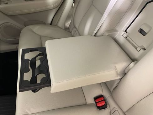 Certified 2025 Volvo XC60 T8 Plus w/ Protection Package Premier AWD/4WD image 35