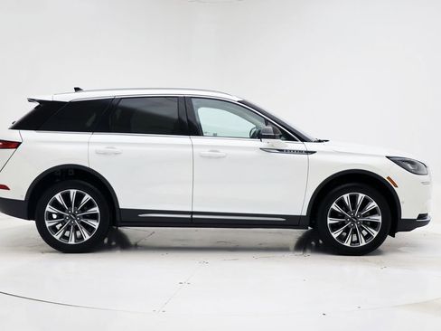 Used 2022 Lincoln Corsair Reserve w/ Equipment Group 201A AWD/4WD image 3