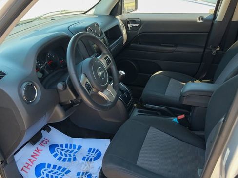 Used 2013 Jeep Patriot Latitude AWD/4WD image 11