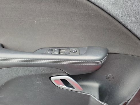 Used 2023 Dodge Challenger SXT image 13