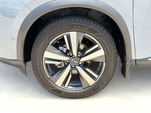 Used 2022 Nissan Rogue SL w/ SL Premium Package FWD image 12