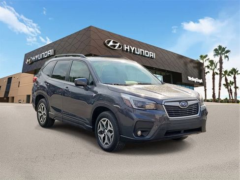 Used 2021 Subaru Forester Premium w/ Popular Package #1 image 4