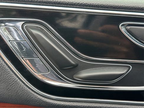 Used 2024 Lincoln Navigator L 4WD image 43