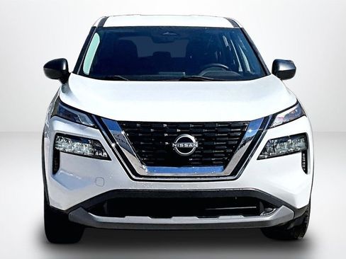 Used 2023 Nissan Rogue S FWD image 2