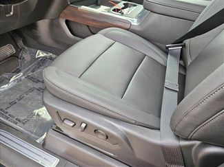 New 2025 GMC Sierra 2500 SLT w/ SLT Premium Package video 4