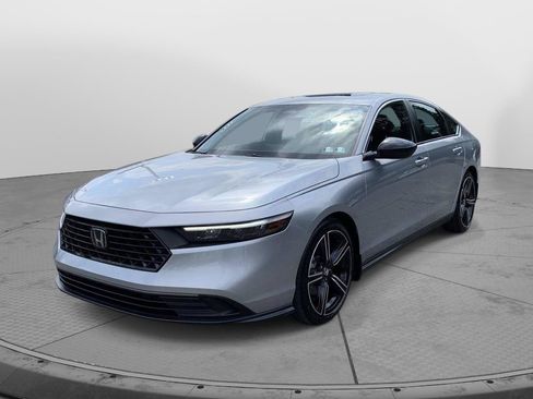 Certified 2025 Honda Accord Sport image 7
