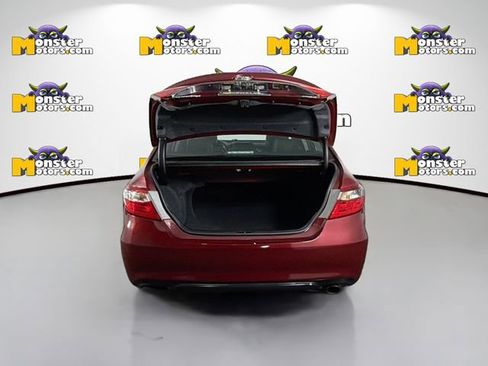 Used 2016 Toyota Camry SE FWD image 26