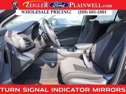 Used 2023 Subaru Outback Premium image 18