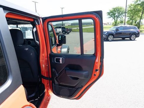 Used 2023 Jeep Wrangler Sport image 15