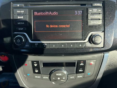 Used 2018 Nissan Sentra SR image 13