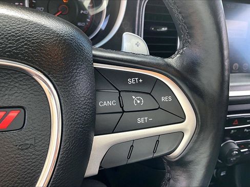 Used 2015 Dodge Charger R/T image 19