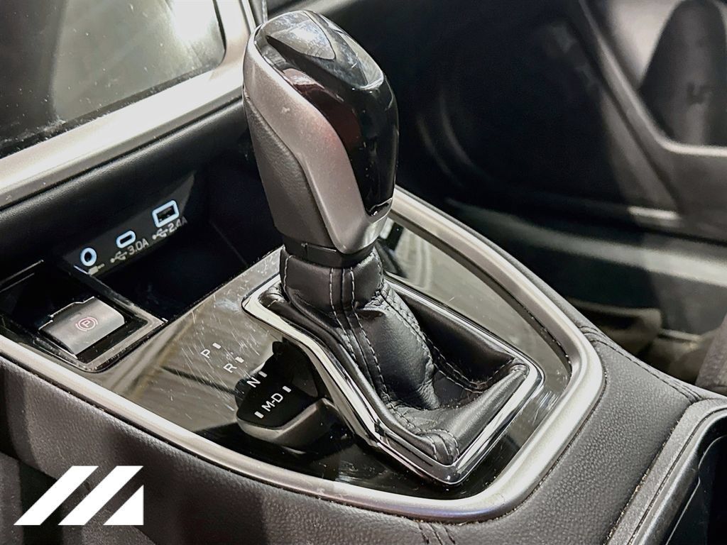 Used 2024 Subaru Outback Premium AWD/4WD image 18
