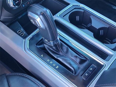 Used 2019 Ford F150 Platinum w/ Equipment Group 701A Luxury image 19