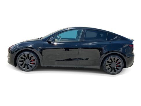 Certified 2023 Tesla Model Y Performance AWD/4WD image 3