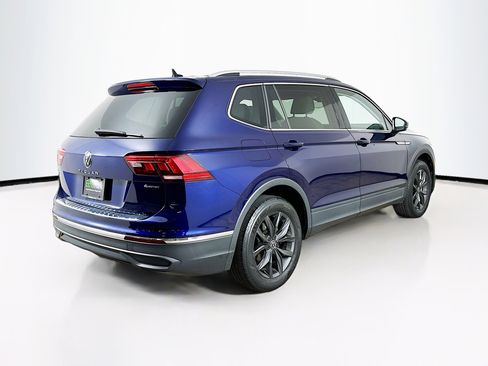 Used 2023 Volkswagen Tiguan SE image 9