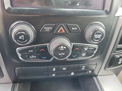 Used 2021 RAM 1500 Classic Warlock AWD/4WD image 32
