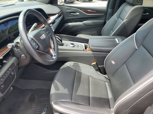 Certified 2024 Cadillac Escalade Premium Luxury w/ LPO, Floor Liner Package AWD/4WD image 5