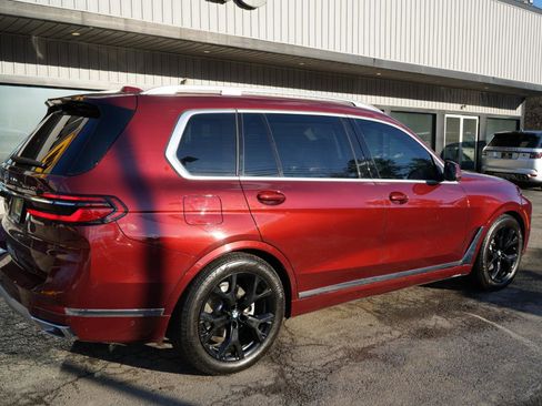 Used 2025 BMW X7 xDrive40i w/ Executive Package image 5