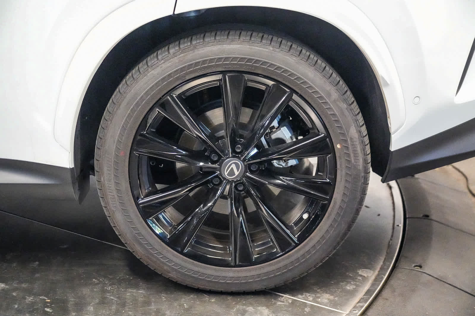 Used 2026 Lexus NX 450h+ F Sport AWD/4WD image 10