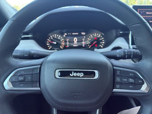 Used 2024 Jeep Compass Limited AWD/4WD image 23
