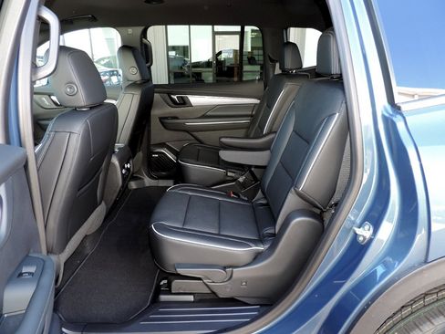 New 2026 Buick Enclave Preferred w/ Super Cruise Package FWD image 16