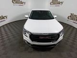 Used 2022 GMC Terrain SLE image 3