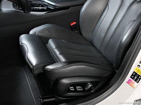 Used 2021 BMW M5 w/ Competition Package image 34