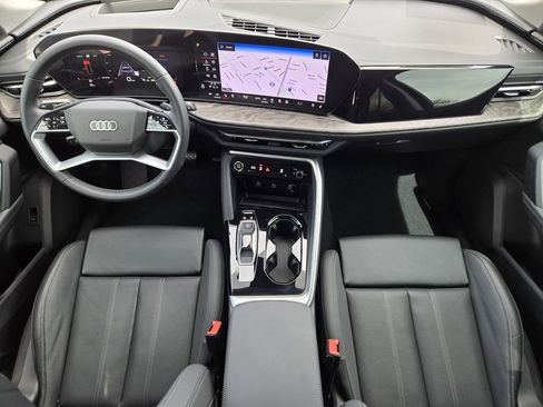 Certified 2025 Audi Q5 2.0T Premium Plus w/ Premium Plus image 34