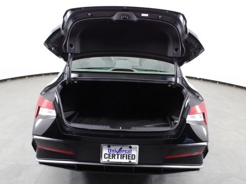 Certified 2026 Hyundai Elantra SEL Sport Premium w/ Cargo Package FWD image 17
