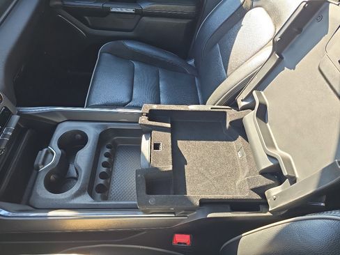 Used 2024 RAM 1500 Laramie image 24