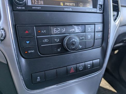 Used 2013 Jeep Grand Cherokee Trailhawk image 14